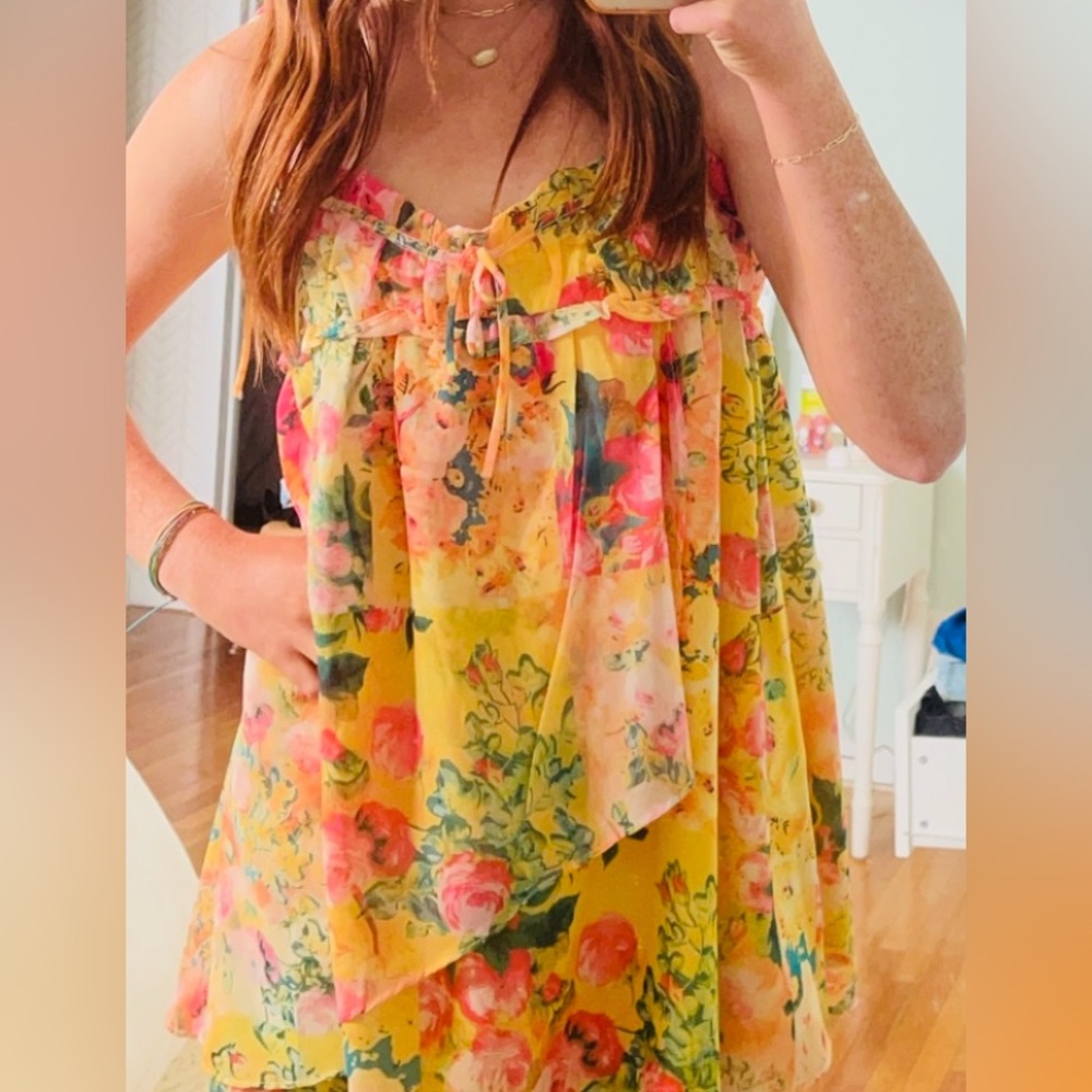 trending floral mini dress